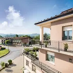 Apartament Casa Baratta - La Quercia, Relax, Vino E Tradizione Vista Langhe Neive