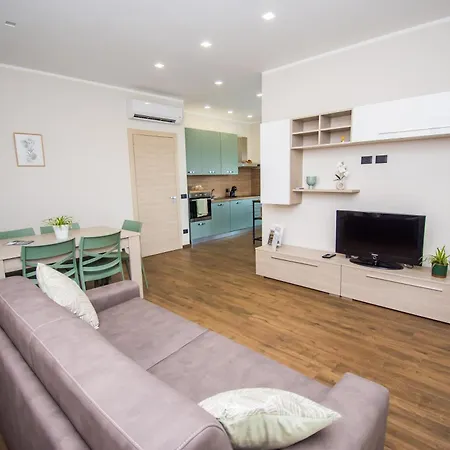 Appartamento Casa Baratta - La Quercia, Neive, Ampio Con Terrazzo Vista Langhe *