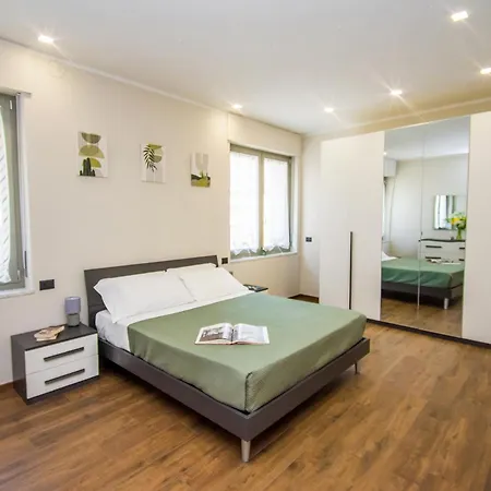 Casa Baratta - La Quercia, Neive, Moderno Appartamento, Terrazzo Vista Langhe, Park Ev Neive