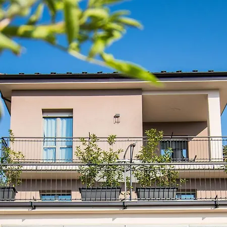 Casa Baratta - La Quercia, Neive, Ampio Con Terrazzo Vista Langhe * Neive
